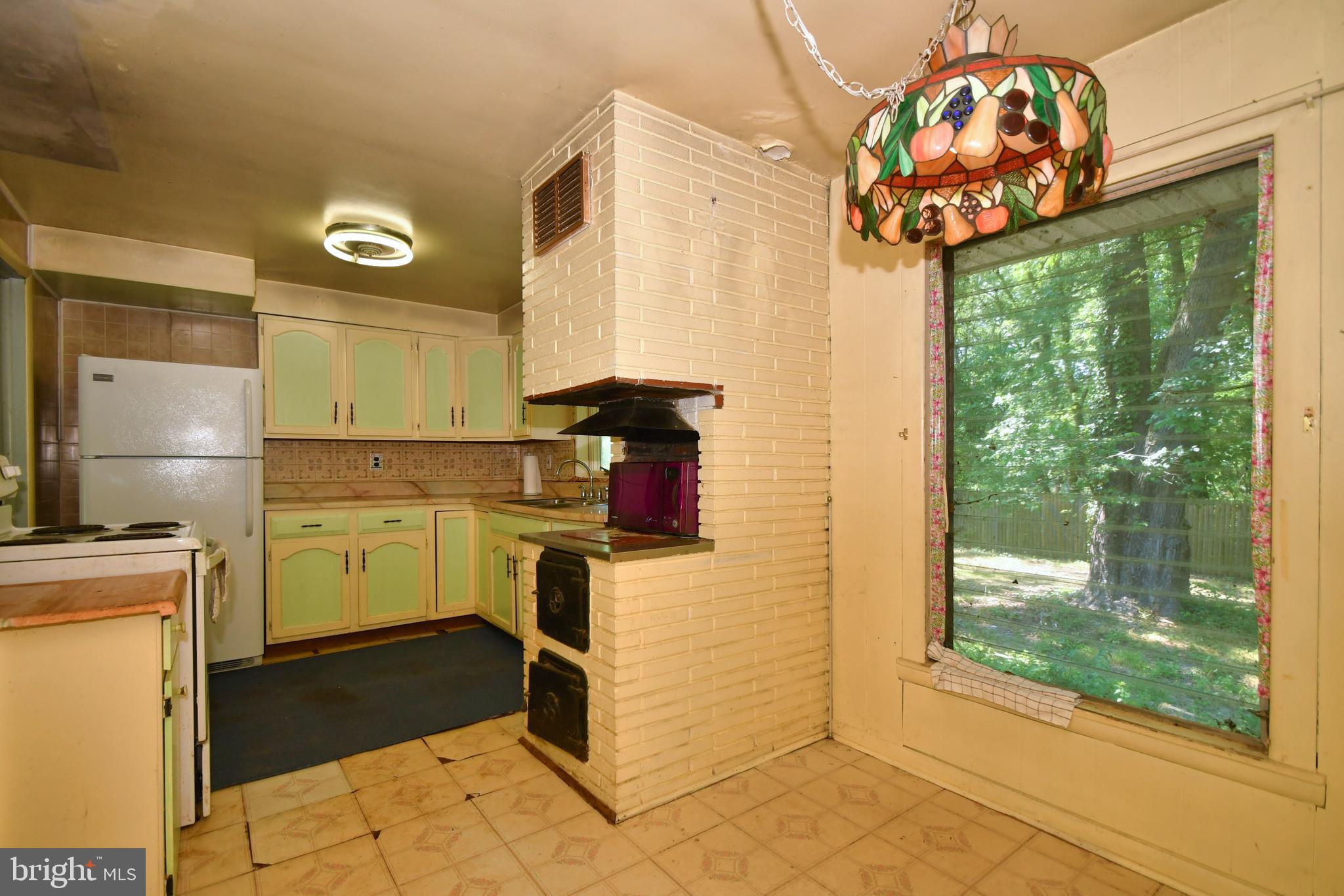 412 Wampler Road Baltimore, MD 21220 - Photo 10 of 46