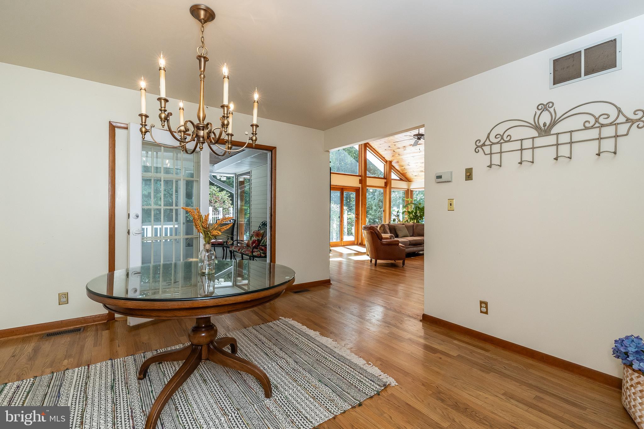 424 Greentree Road Sewell, NJ 08080 - Photo 13 of 54 Spacious Dining Room into SunRm & Great Rm