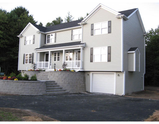 99 Longmeadow Road, Unit B Taunton, MA 02780 - Photo 2 of 19 Gallery Image 2