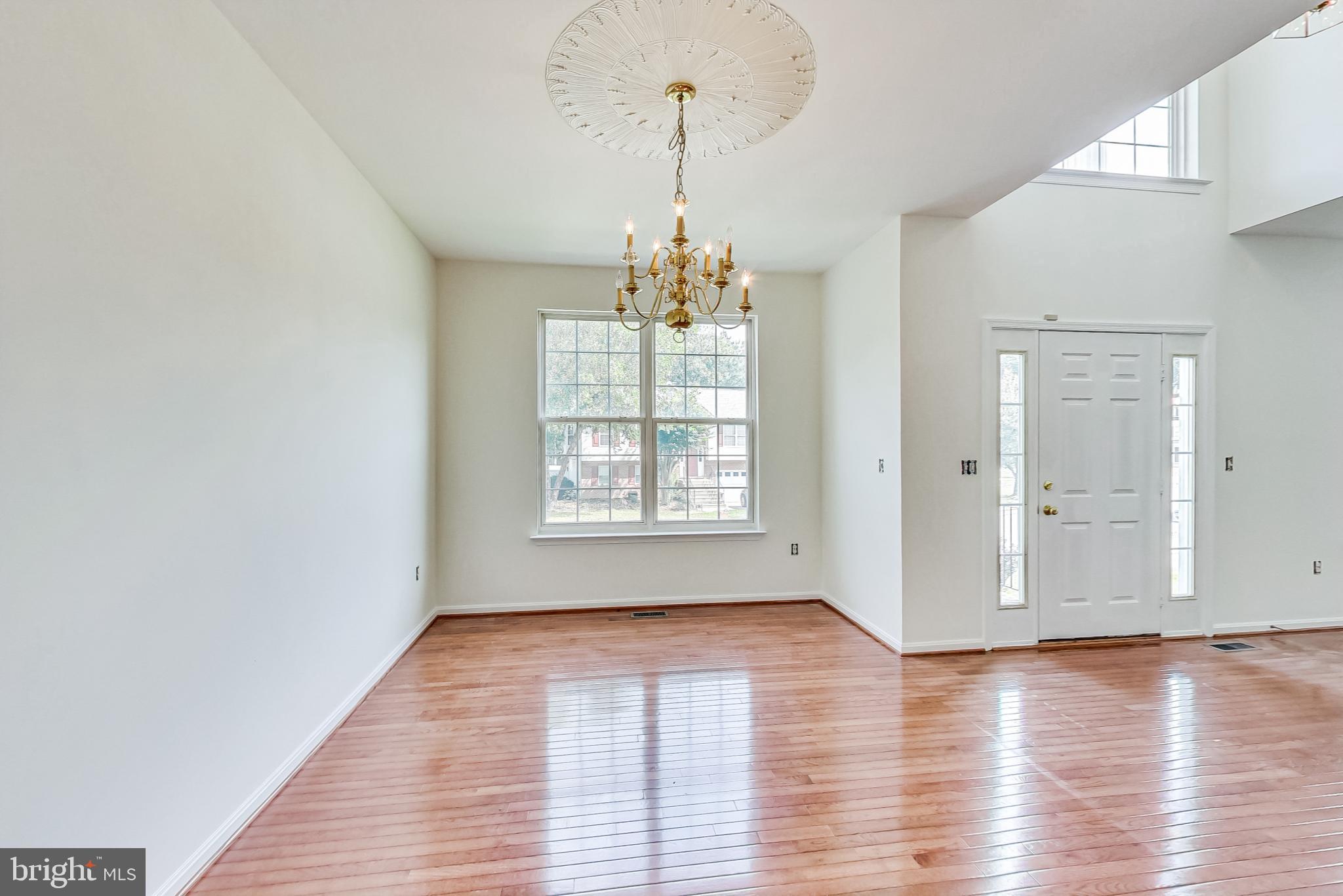 113 Myrtleleaf Circle La Plata, MD 20646 - Photo 12 of 57