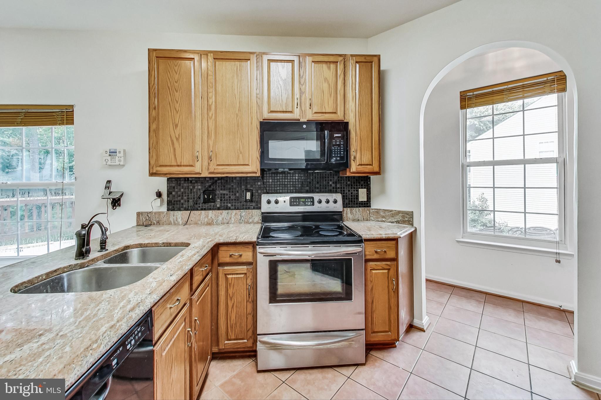 113 Myrtleleaf Circle La Plata, MD 20646 - Photo 15 of 57