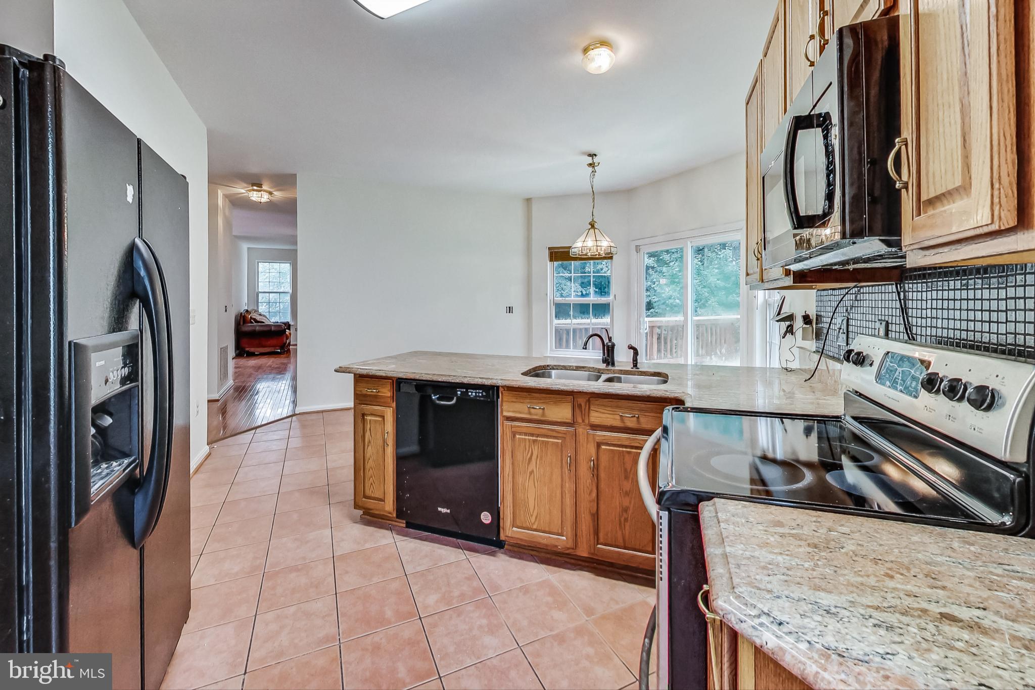 113 Myrtleleaf Circle La Plata, MD 20646 - Photo 16 of 57