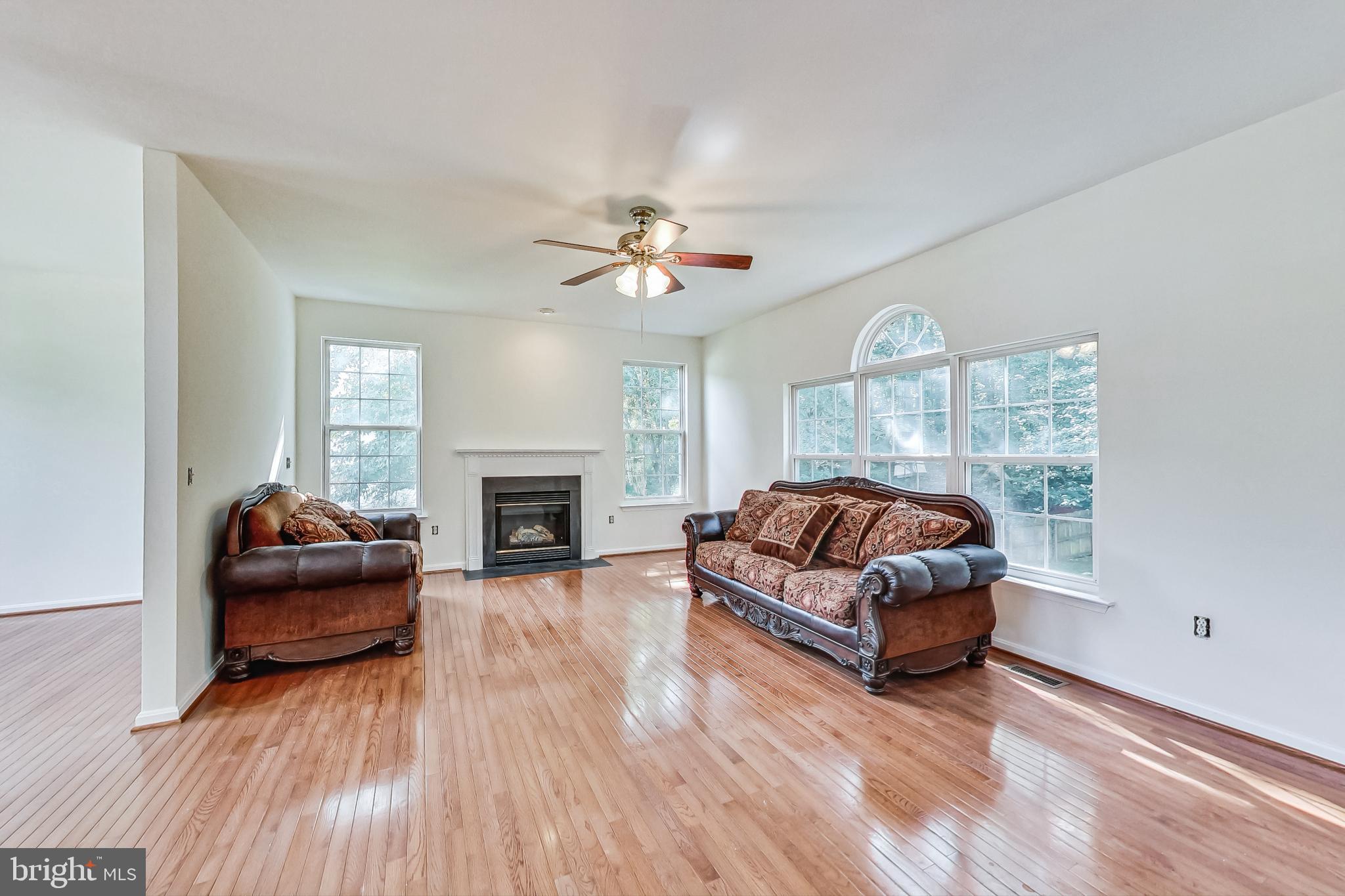 113 Myrtleleaf Circle La Plata, MD 20646 - Photo 19 of 57