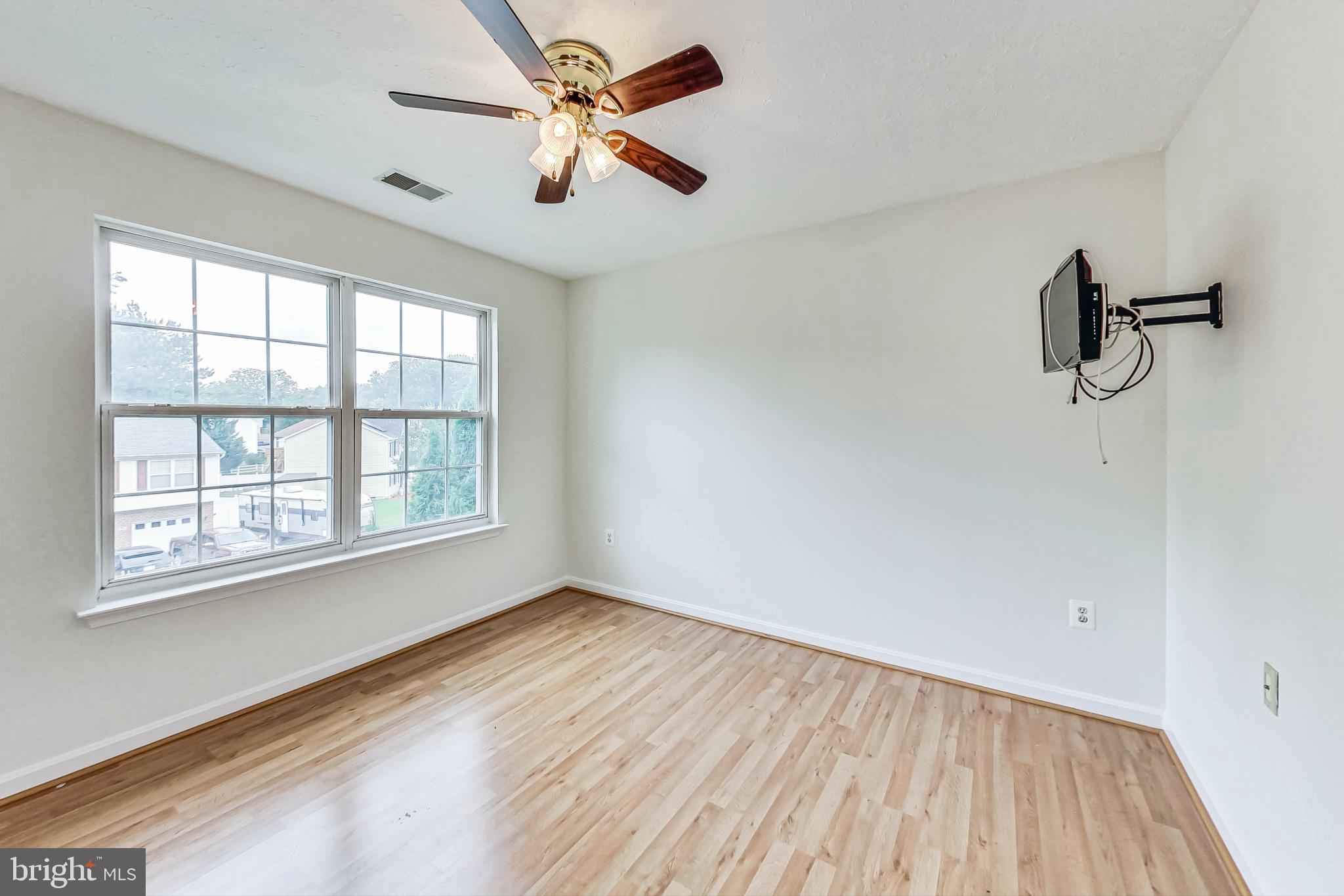 113 Myrtleleaf Circle La Plata, MD 20646 - Photo 34 of 57