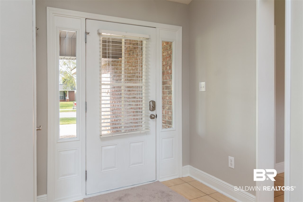 9600 Columbus Avenue Fairhope, AL 36532 - Photo 5 of 27