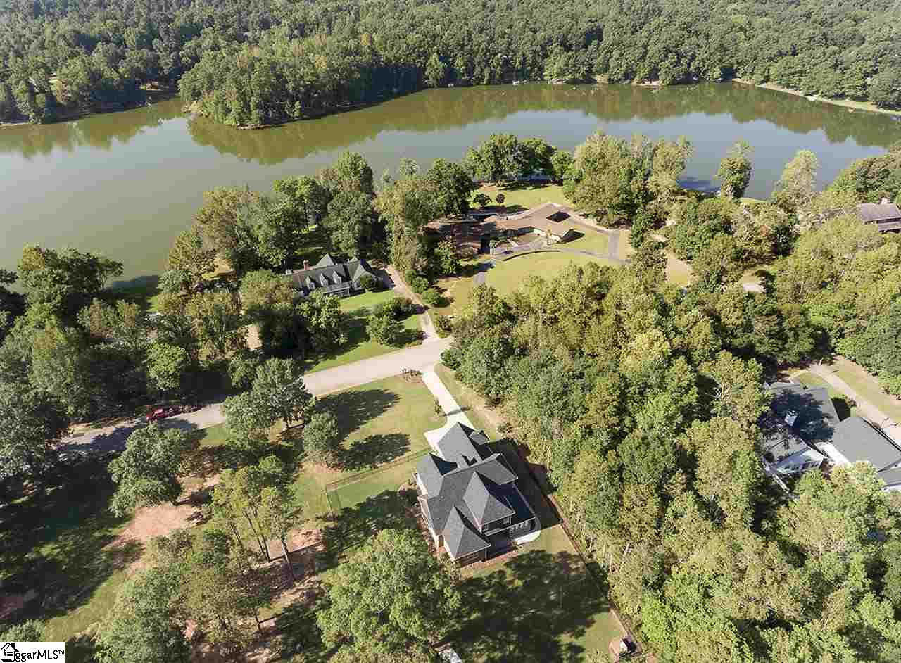 112 Greybridge Road Pelzer, SC 29669 - Photo 5 of 31
