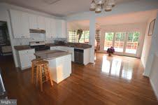 10865 Grovehampton Court Reston, VA 20194 - Photo 5 of 28 Kitchen