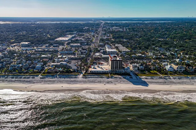 $715,000 | 128 Seminole Road, Unit 11, Atlantic Beach, FL 32233