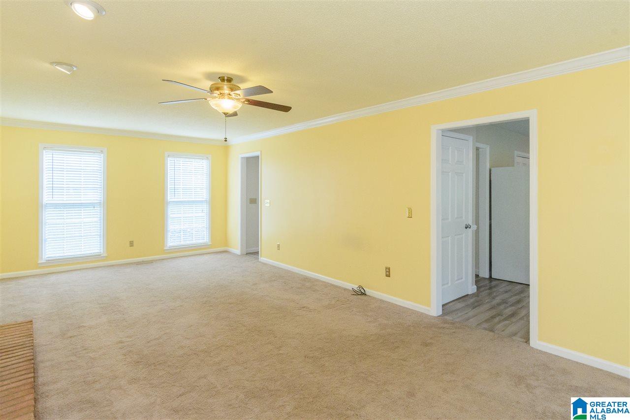1043 Independence Court Alabaster, AL 35007 - Photo 6 of 39