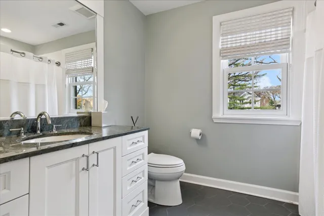 $1,199,000 | 1529 Woodbine Court, Deerfield, IL 60015