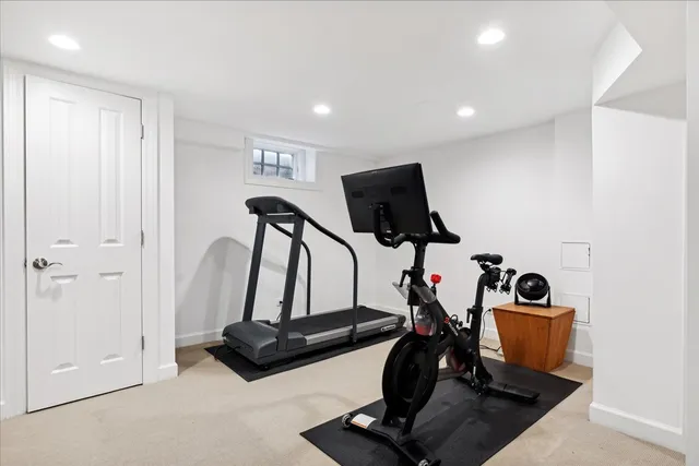 $1,199,000 | 1529 Woodbine Court, Deerfield, IL 60015