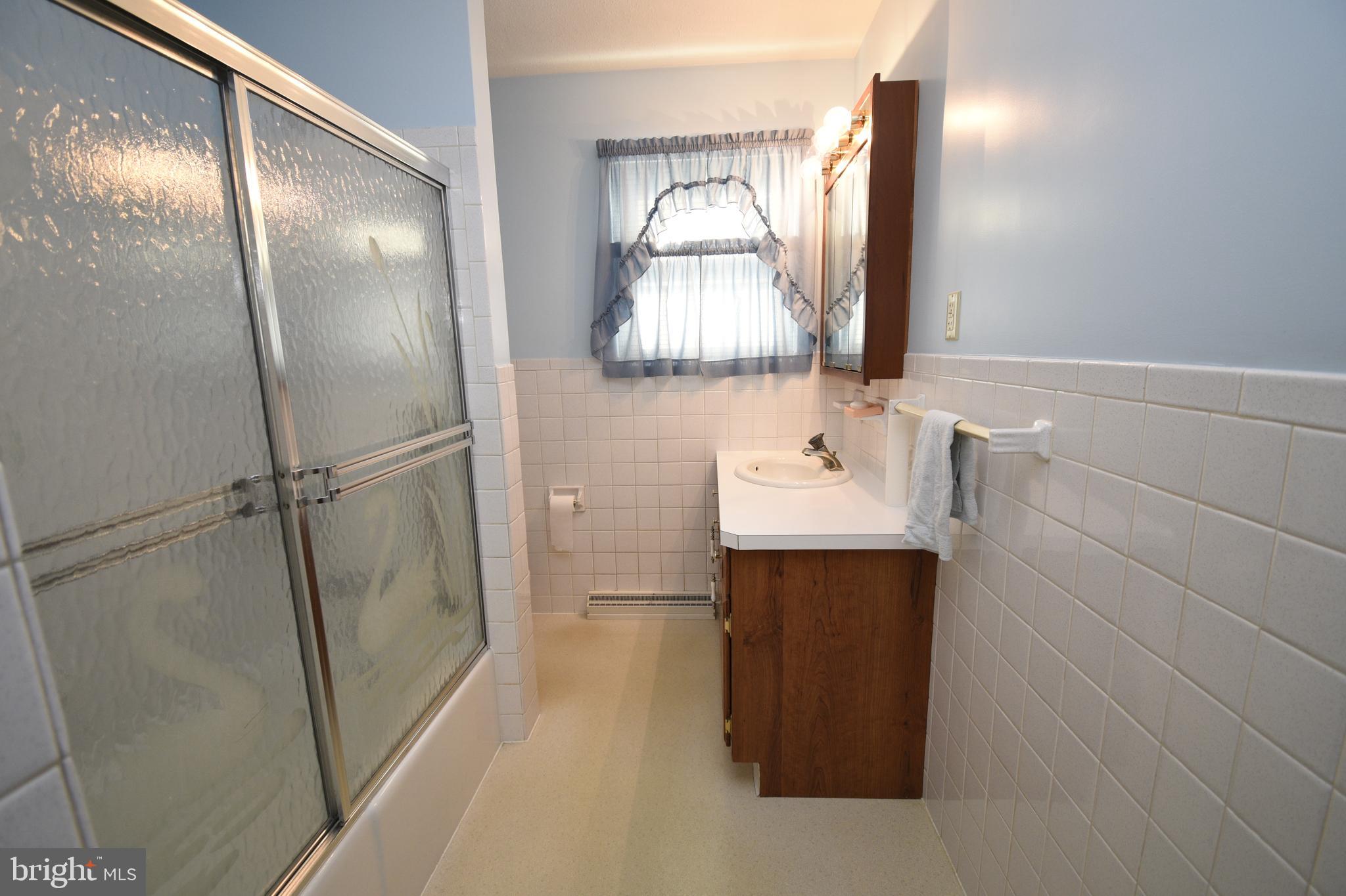 2246 Sycamore Road York, PA 17408 - Photo 8 of 19 Gallery Image 8
