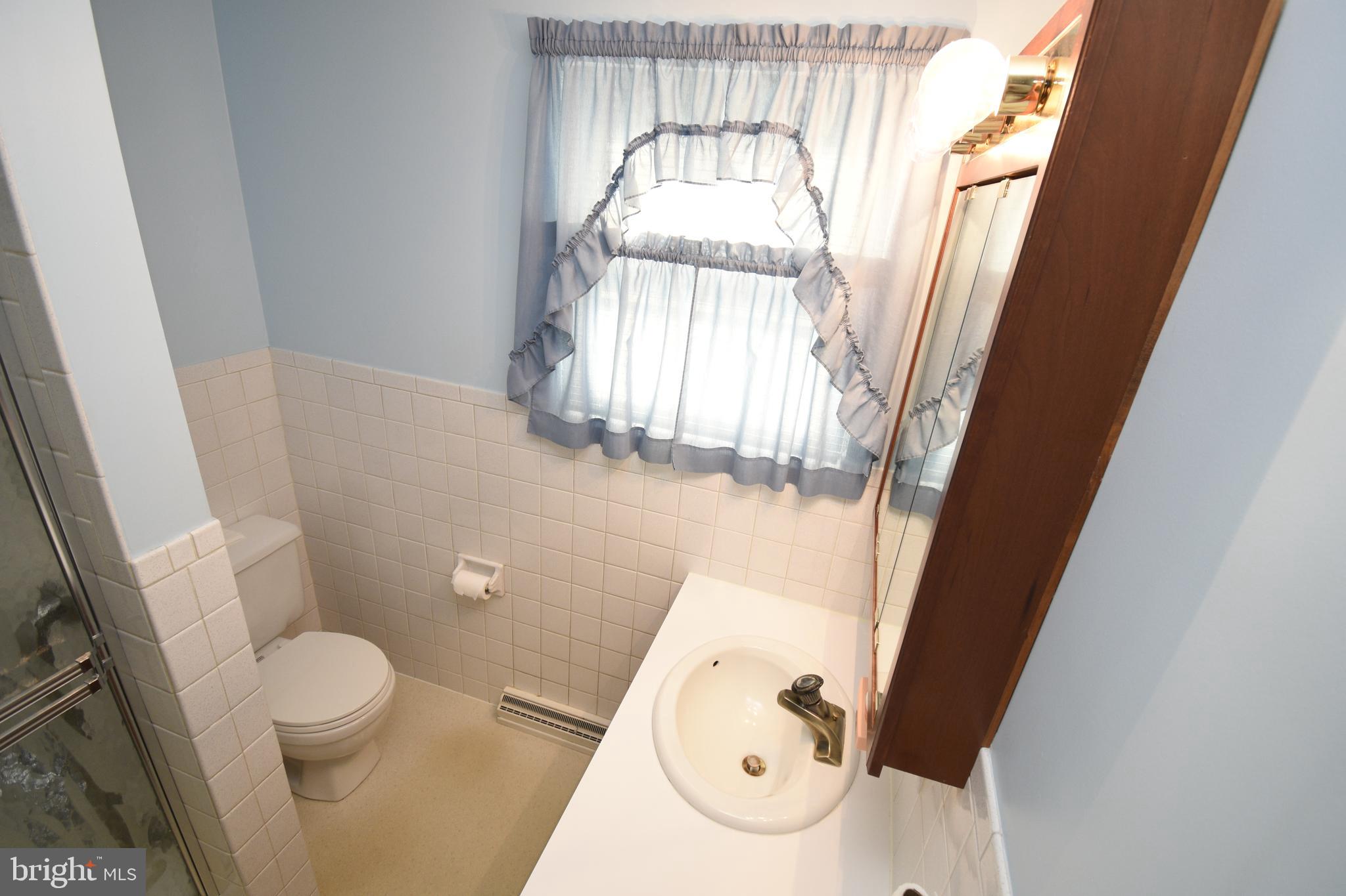 2246 Sycamore Road York, PA 17408 - Photo 9 of 19 Gallery Image 9