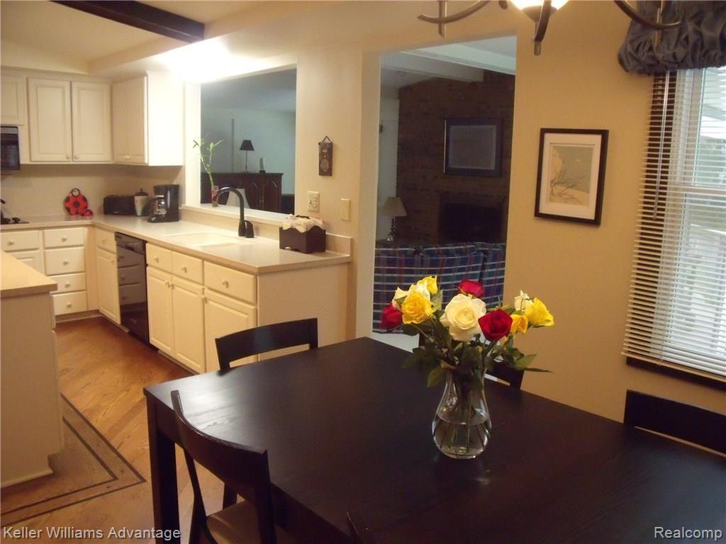 36941 Fox Run Farmington Hills, MI 48331 - Photo 16 of 49
