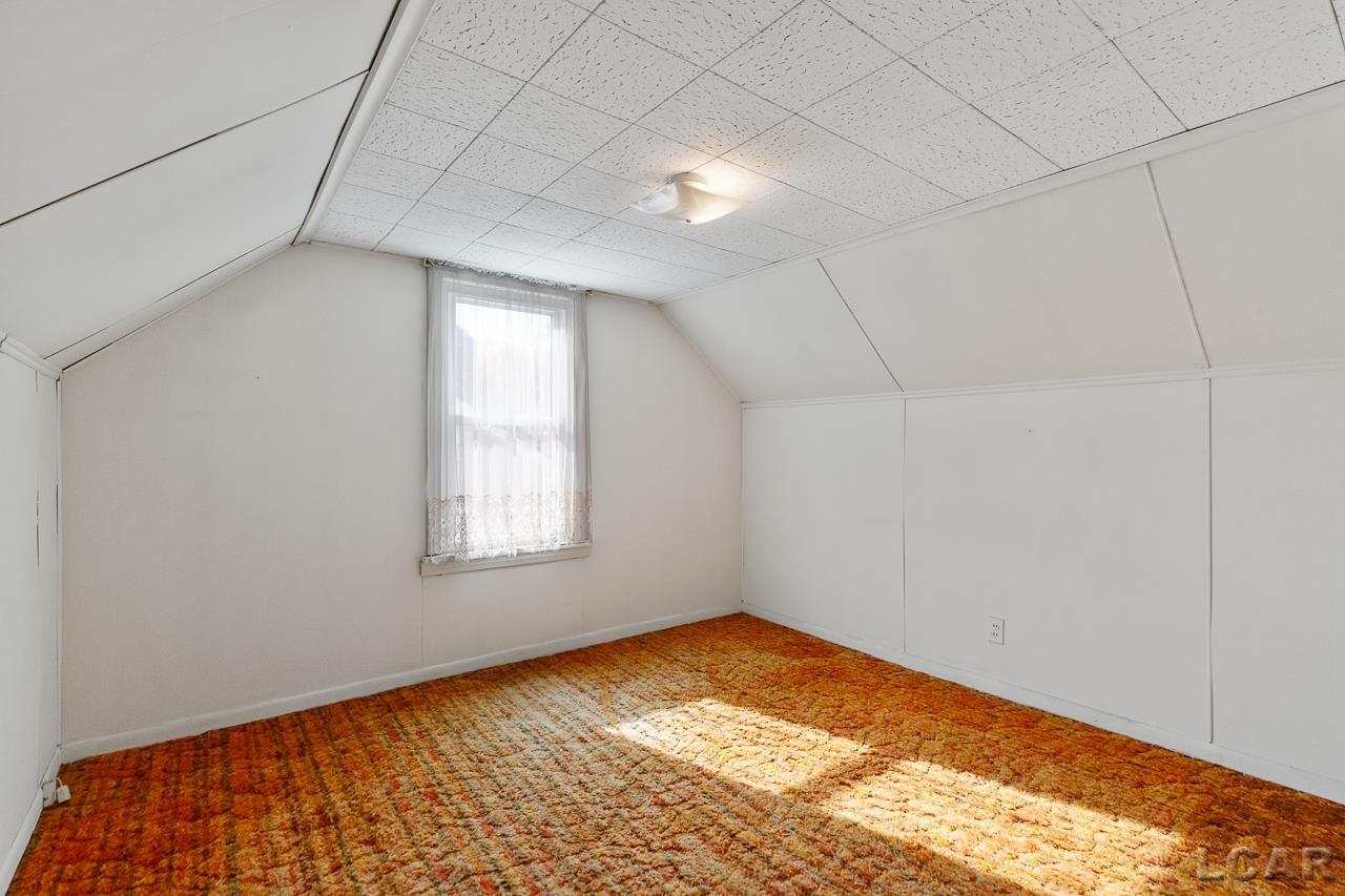 995 State Street Adrian, MI 49221 - Photo 15 of 30 50159137-fea148a9-a933-419a-8372-123e75120997.JPG