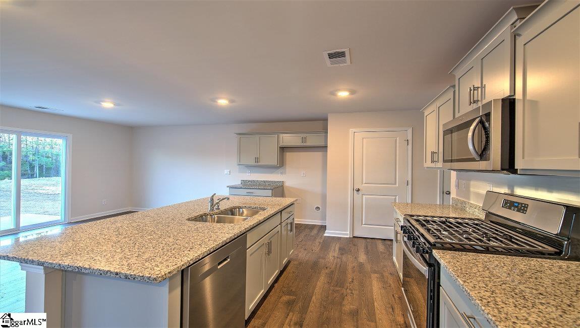 125 Boxbury Way Fountain Inn, SC 29644 - Photo 8 of 29