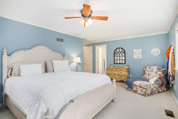 $369,900 | 5345 Squires Manor Road, Jackson, MI 49201