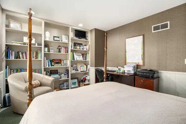 $369,900 | 5345 Squires Manor Road, Jackson, MI 49201