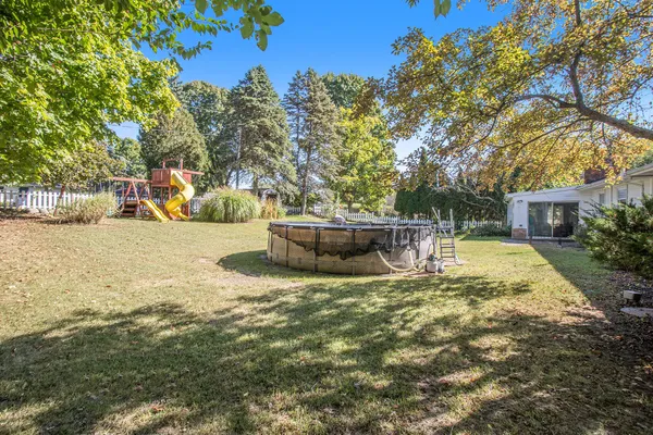 $369,900 | 5345 Squires Manor Road, Jackson, MI 49201