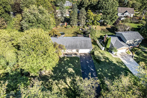 $369,900 | 5345 Squires Manor Road, Jackson, MI 49201