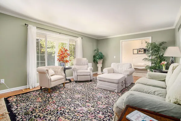 $369,900 | 5345 Squires Manor Road, Jackson, MI 49201