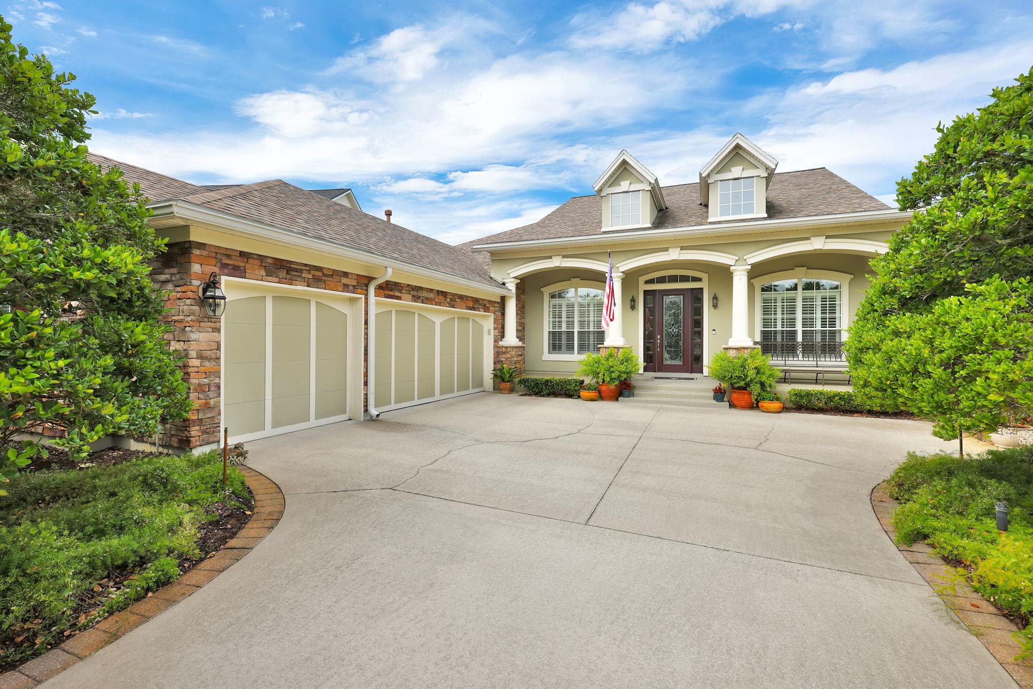 159 La Mesa Drive St. Augustine, FL 32095 - Photo 47 of 85 a front view of house with yard and green space