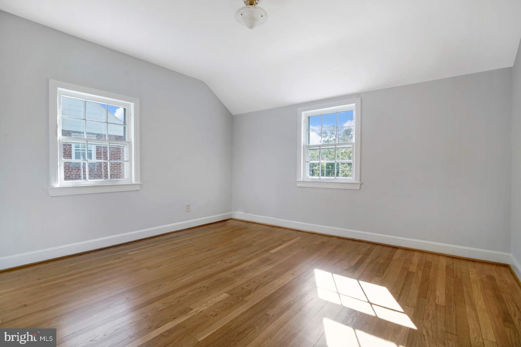 510 Bonifant Street Silver Spring, MD 20910 - Photo 11 of 16 Second bedroom