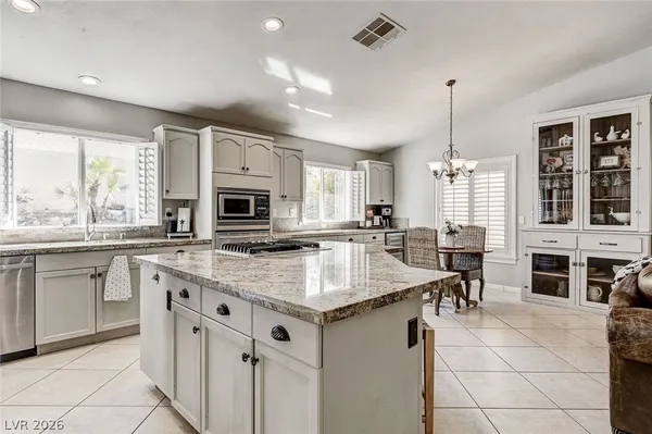 $675,000 | 941 Texas Brand Court, Henderson, NV 89002