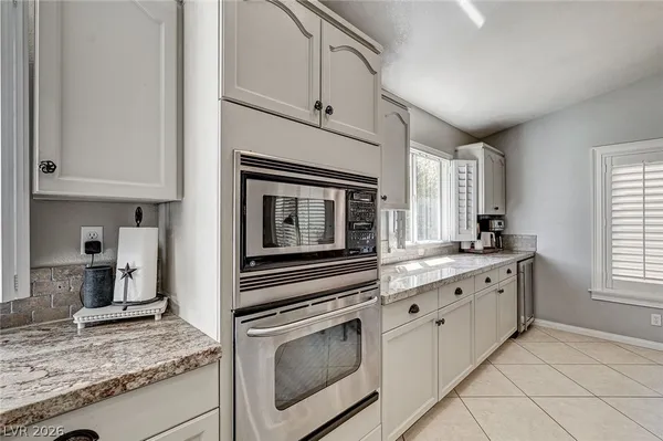 $675,000 | 941 Texas Brand Court, Henderson, NV 89002