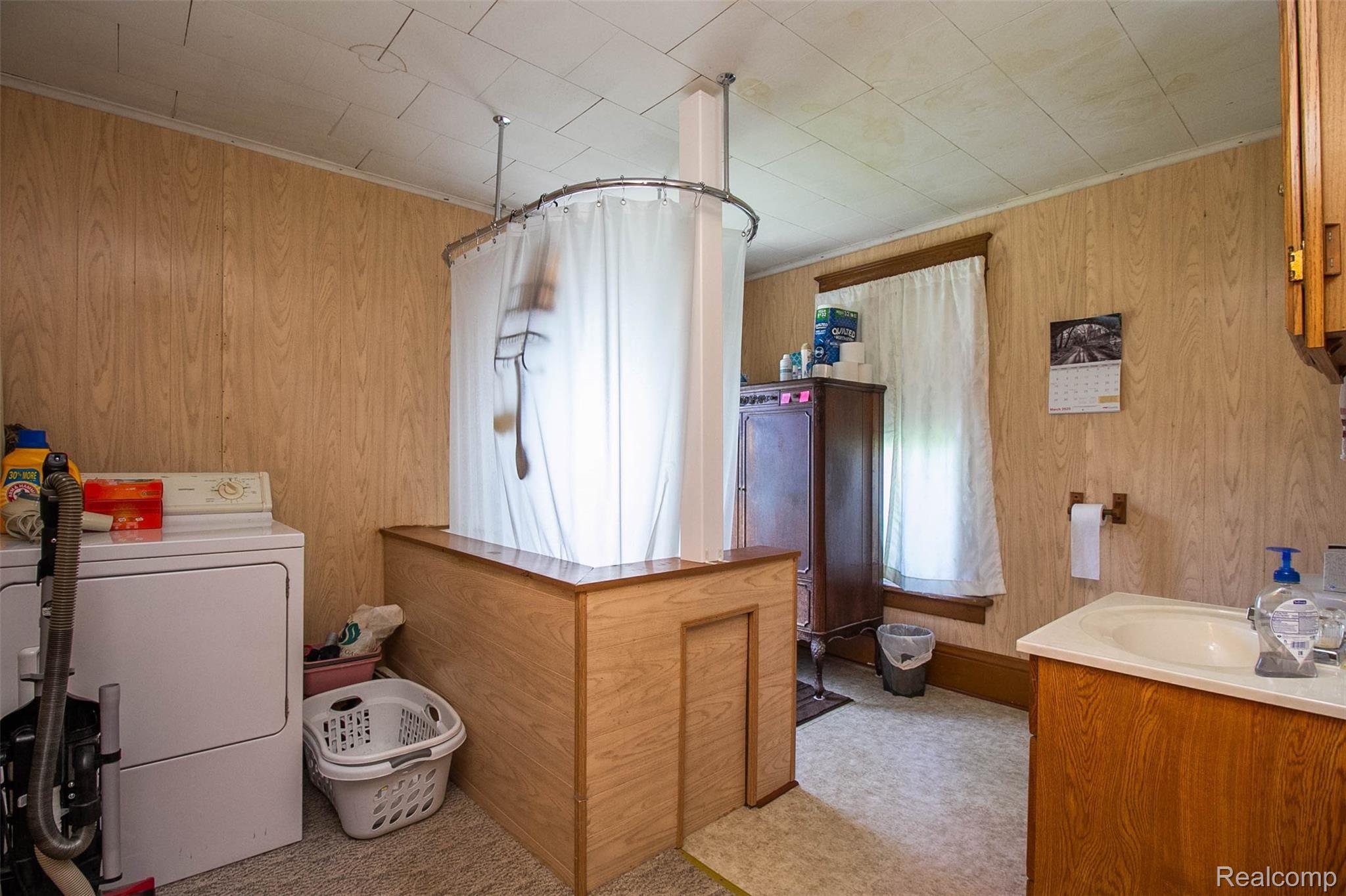 2938 North Branch Road North Branch, MI 48461 - Photo 18 of 49 15.jpg