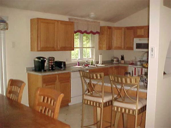 35 Burghardt Street Worcester, MA 01604 - Photo 2 of 6