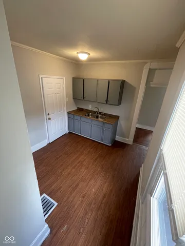 $550 | 117 East Palmer Street, Unit E, Indianapolis, IN 46225