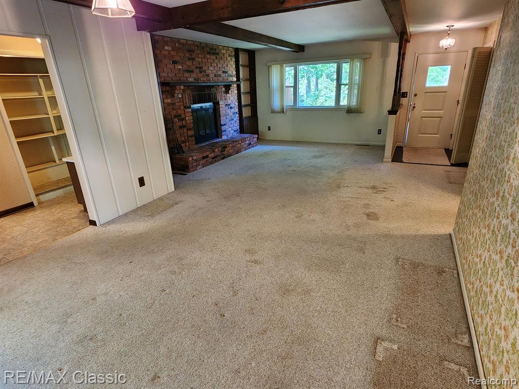4121 Edmore Road Waterford, MI 48329 - Photo 10 of 53