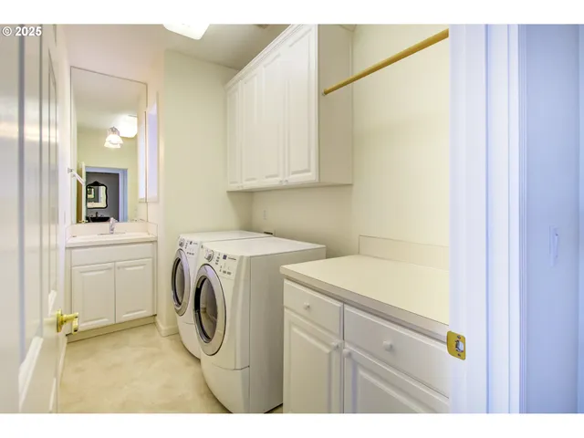 $849,900 | 23902 Northeast 128th Street, Brush Prairie, WA 98606