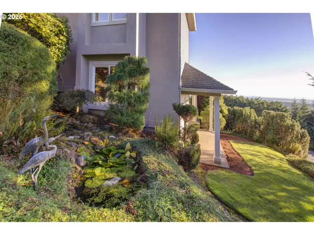 $849,900 | 23902 Northeast 128th Street, Brush Prairie, WA 98606