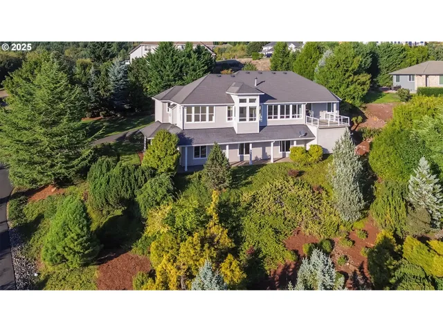 $849,900 | 23902 Northeast 128th Street, Brush Prairie, WA 98606