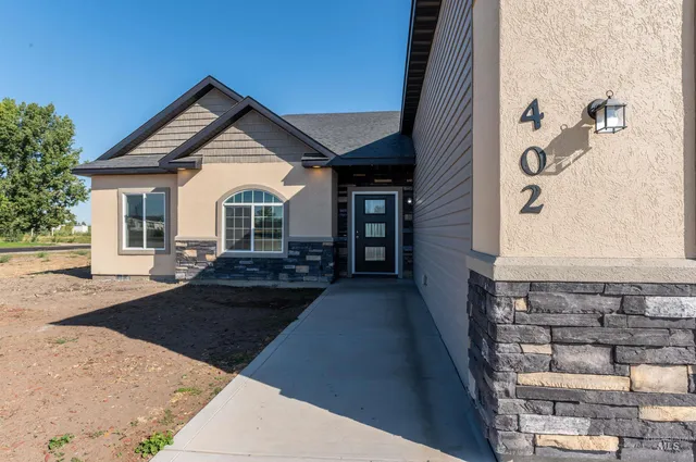 $470,000 | 402 Elm Street, Rupert, ID 83350