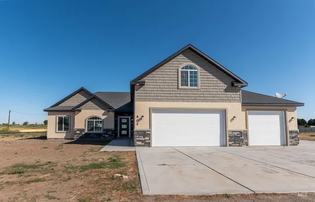 $470,000 | 402 Elm Street, Rupert, ID 83350