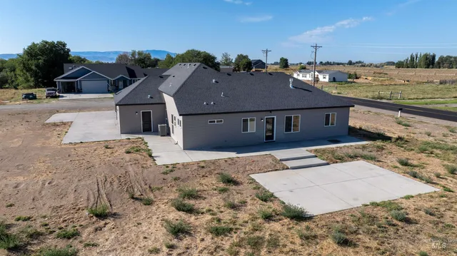 $470,000 | 402 Elm Street, Rupert, ID 83350