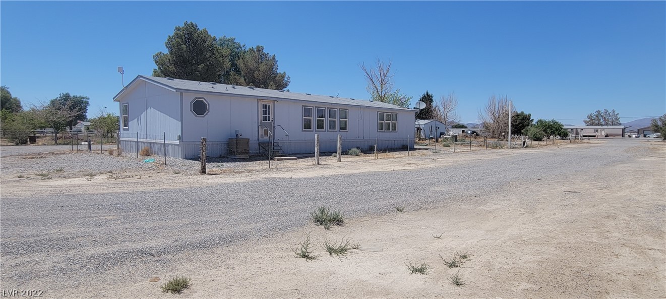 221 West Blosser Ranch Road Pahrump, NV 89060 - Photo 7 of 34 Gallery Image 7