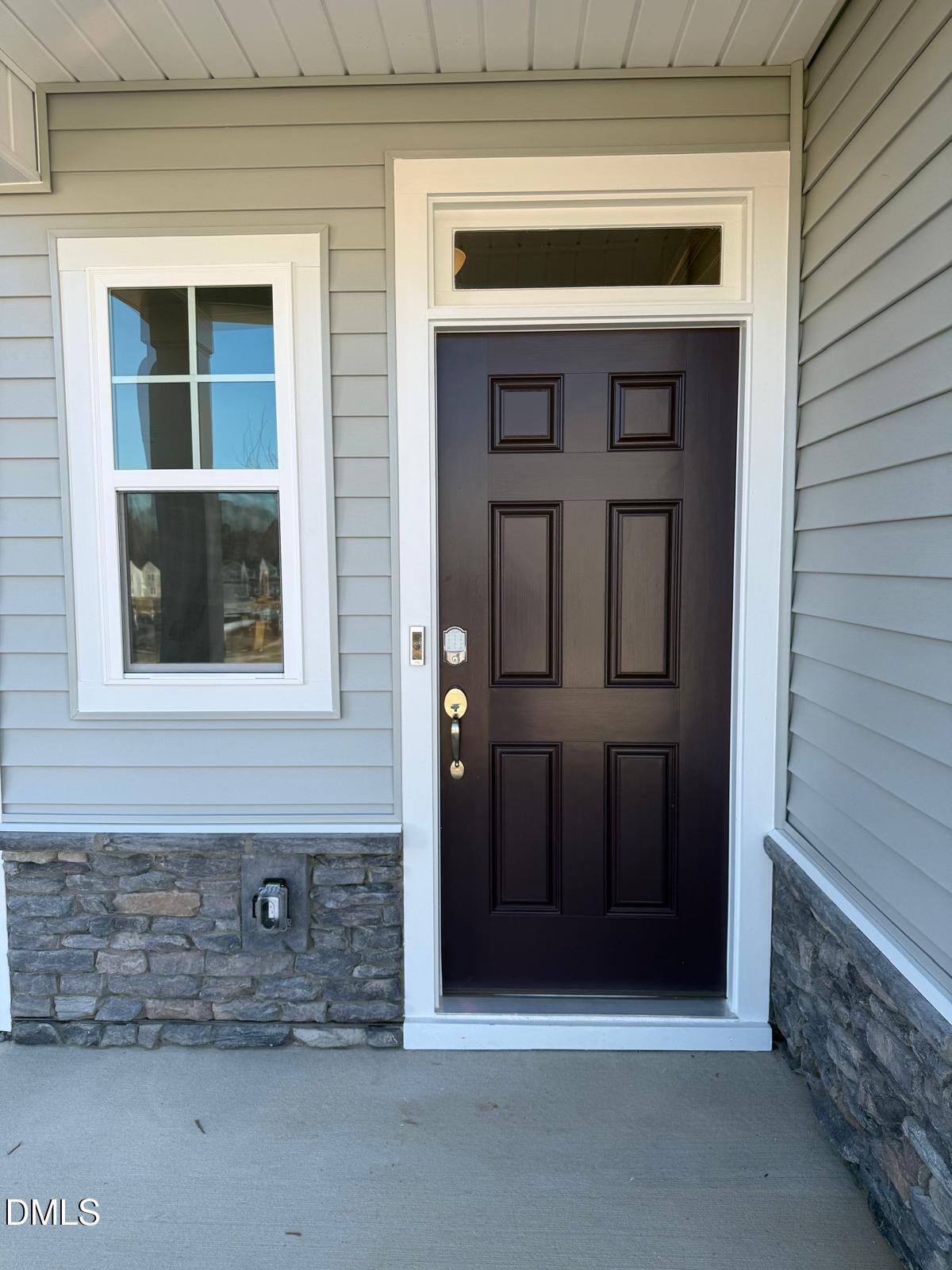 720 Maple Br Circle Graham, NC 27253 - Photo 4 of 32 WhatsApp Image 2025-12-18 at 2.52.54 AM