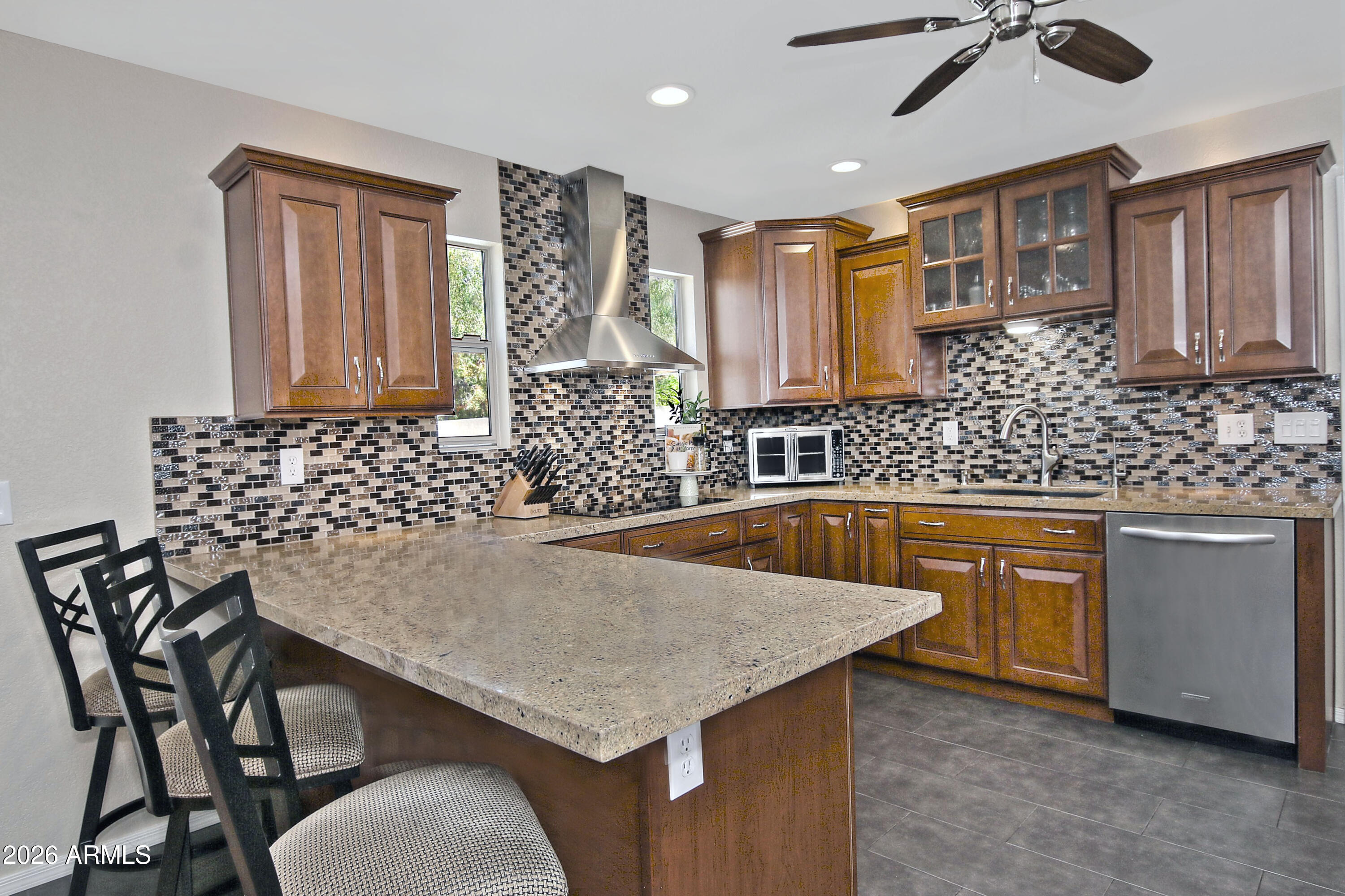 584 West Aviary Way Gilbert, AZ 85233 - Photo 17 of 52