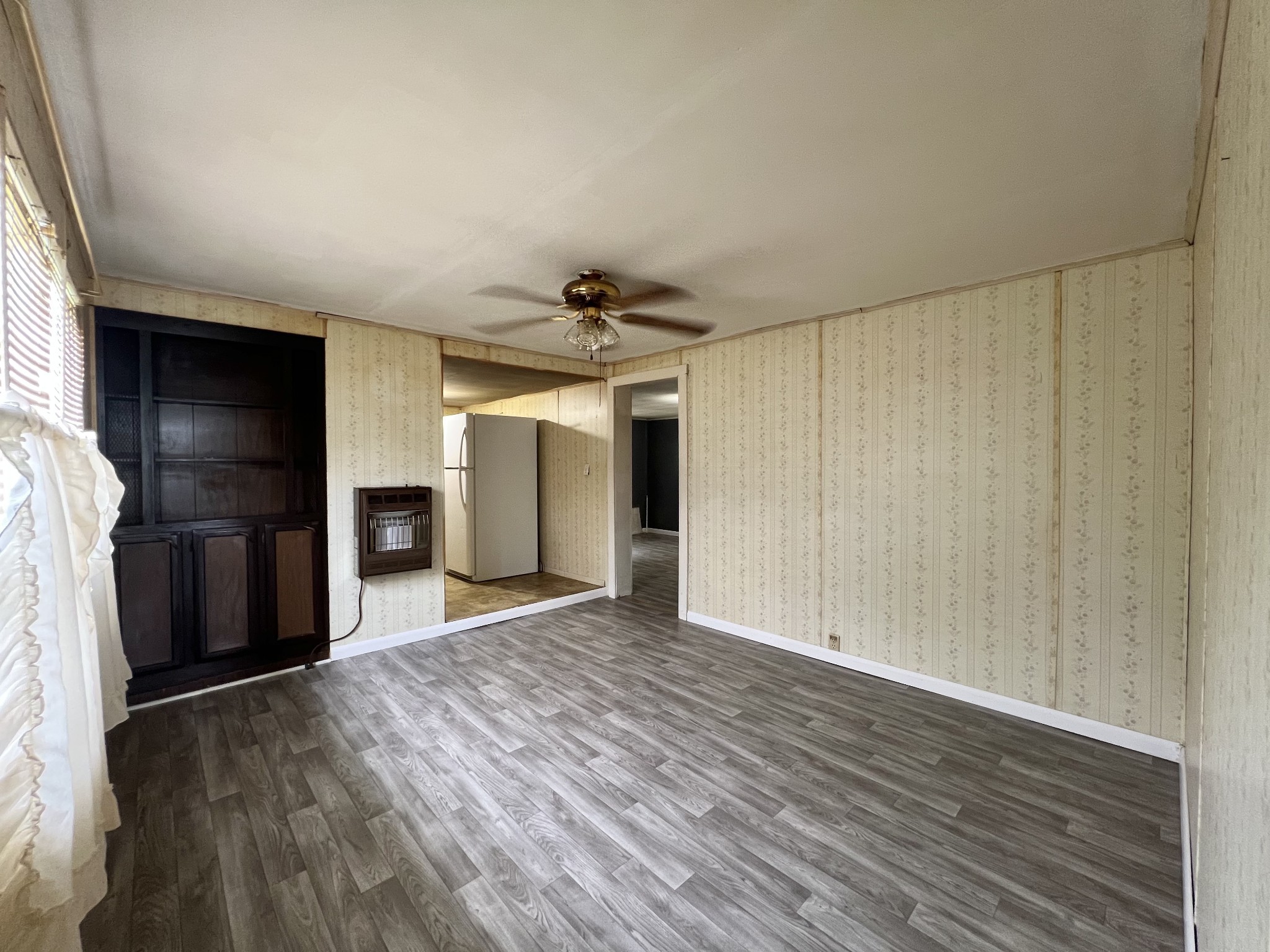 3467 Fall River Road Pulaski, TN 38478 - Photo 30 of 38 a view of empty room with wooden floor