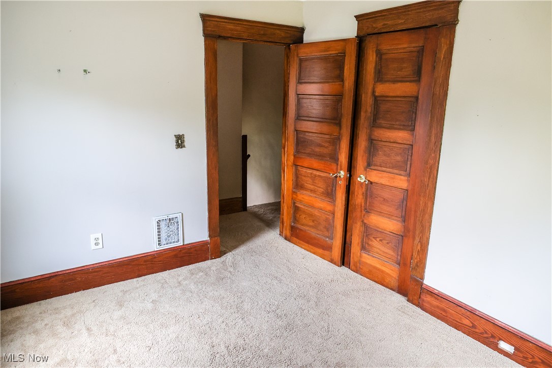 6799 Fry Road Cleveland, OH 44130 - Photo 18 of 35