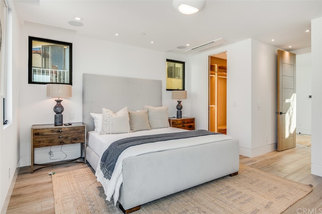 200 40th Street Manhattan Beach, CA 90266 - Photo 31 of 57