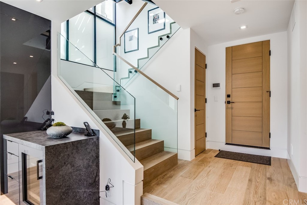 200 40th Street Manhattan Beach, CA 90266 - Photo 36 of 57 a view of entryway and hall with wooden floor