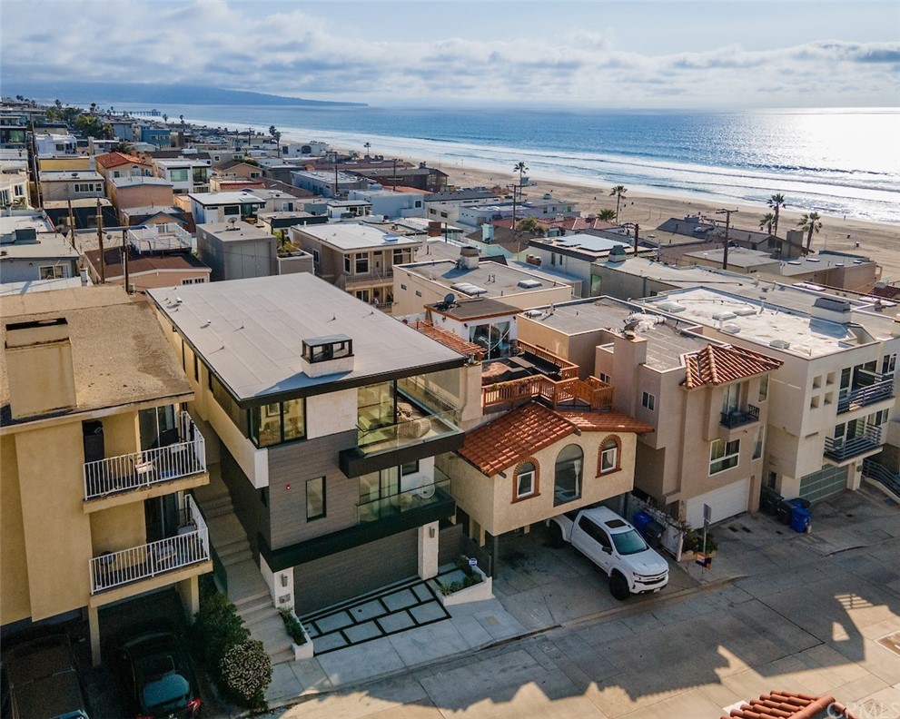 200 40th Street Manhattan Beach, CA 90266 - Photo 6 of 57
