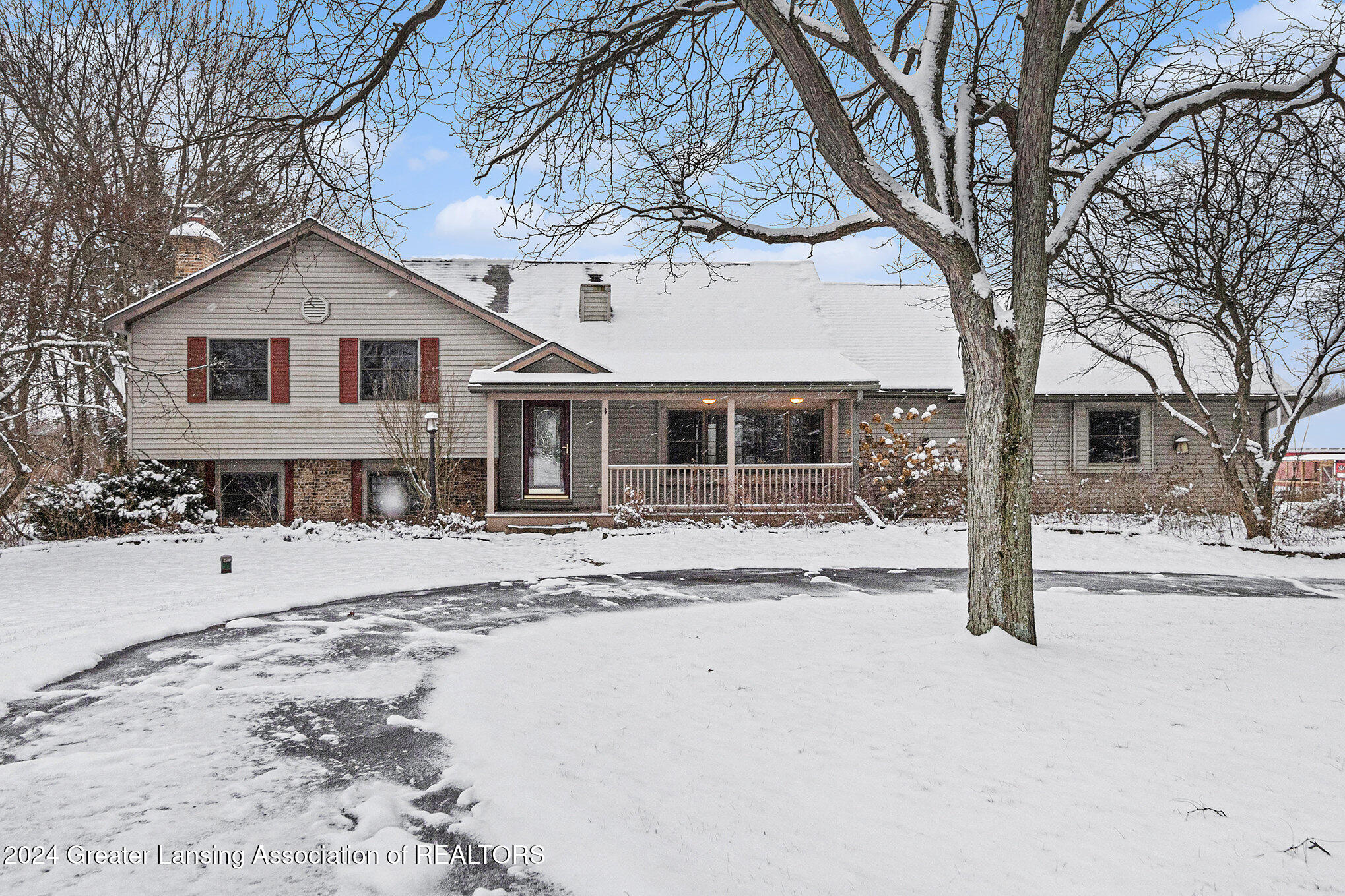 2563 Lamb Road Mason, MI 48854 - Photo 5 of 39 img_5233_680