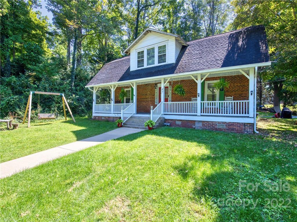 47 Welch Farm Road Waynesville, NC 28786 - Photo 2 of 32 Gallery Image 2