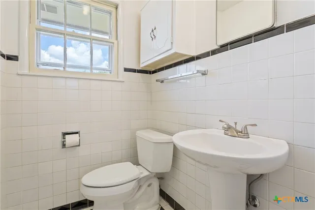 $395,000 | 3104 West Avenue T, Temple, TX 76504